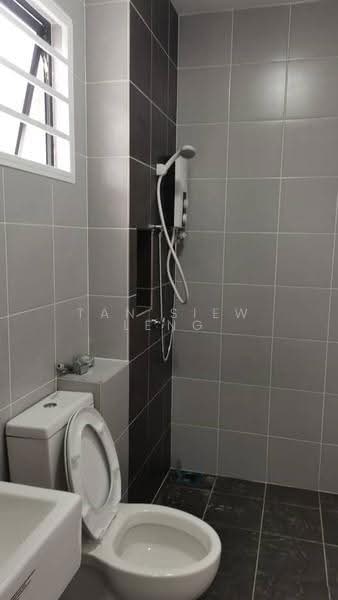 Terraced House for Rent in Seremban (Negeri Sembilan) - Tan Siew Leng - Bathroom - PropertyGuru.com.my