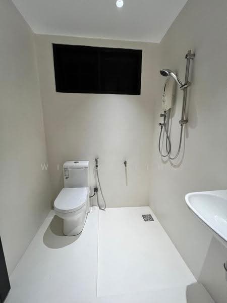 Rumah Berkembar untuk Dijual di Stapok (Kuching) - Wilson Ting - Bathroom 2 - PropertyGuru.com.my