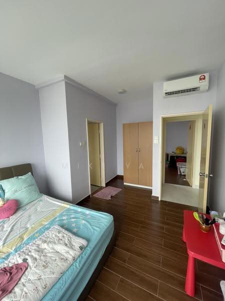 Condominium for Sale at The Tamarind - Mike Yap - Bedroom - PropertyGuru.com.my