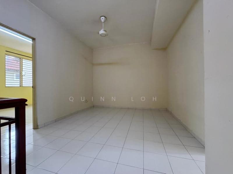 Rumah Teres untuk Disewa di Bukit Mertajam (Penang) - Quinn Loh - Living Room - PropertyGuru.com.my