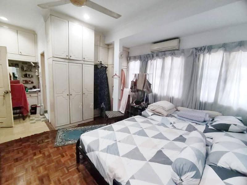 2-storey Terraced House for Sale in Seksyen 25 (Shah Alam) - Izzati Mat - Bedroom - PropertyGuru.com.my