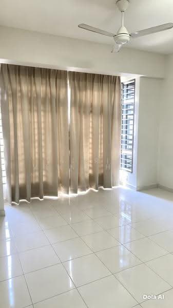 Pangsapuri untuk Disewa di Pangsapuri Damai - Valerie Venna Hee - Living Room - PropertyGuru.com.my