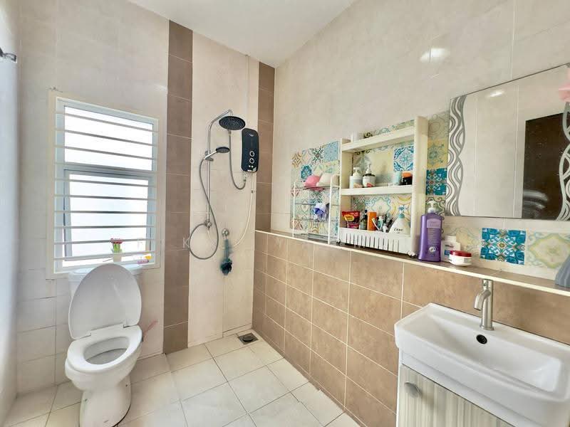 Rumah Berkembar untuk Dijual di Taman Saujana Emas (Kajang) - Fikri Yasmin - PropertyGuru.com.my