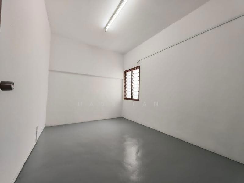 Rumah Bandar untuk Dijual di Kampung Melayu Batu 16 (Rawang) - Dave Tan - Interior - PropertyGuru.com.my
