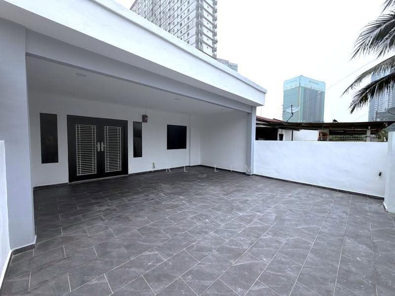 1-storey Terraced House for Sale in Taman Abad (Johor Bahru) - Karl Lim - Exterior - PropertyGuru.com.my