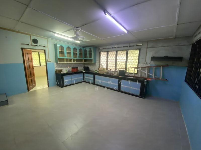 Bungalow House for Sale in Kuantan (Pahang) - Fazielawatie Ishak - PropertyGuru.com.my