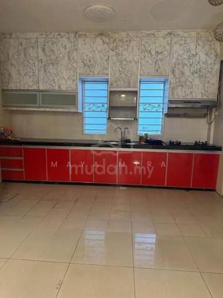 3-storey Terraced House for Rent in Kajang (Selangor) - Maya Myra - Kitchen - PropertyGuru.com.my