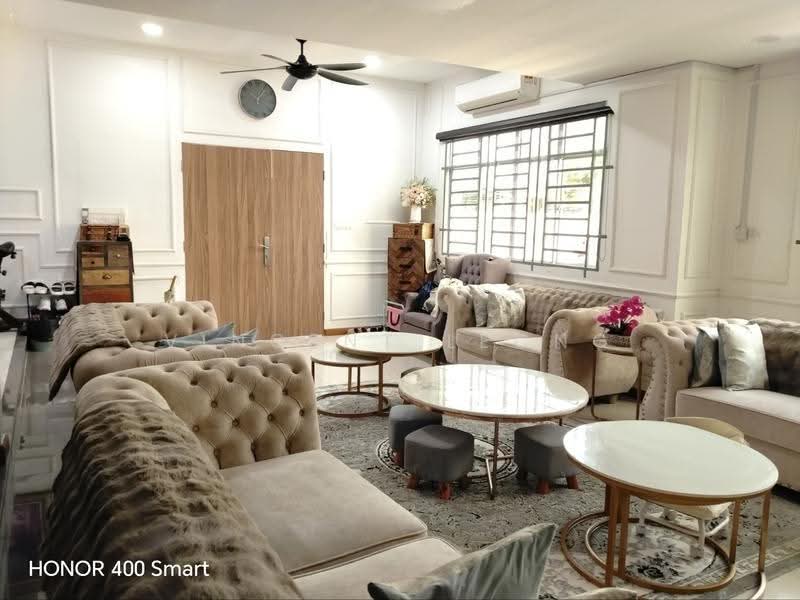 Rumah Banglo untuk Dijual di Likas (Kota Kinabalu) - Vincent Leong - Living Room - PropertyGuru.com.my