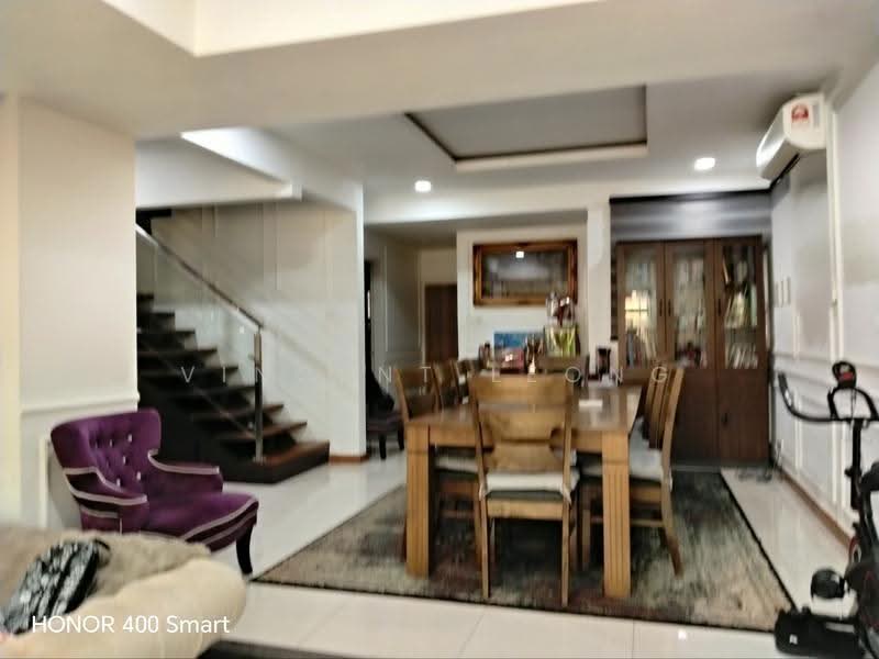 Rumah Banglo untuk Dijual di Likas (Kota Kinabalu) - Vincent Leong - Living Room - PropertyGuru.com.my
