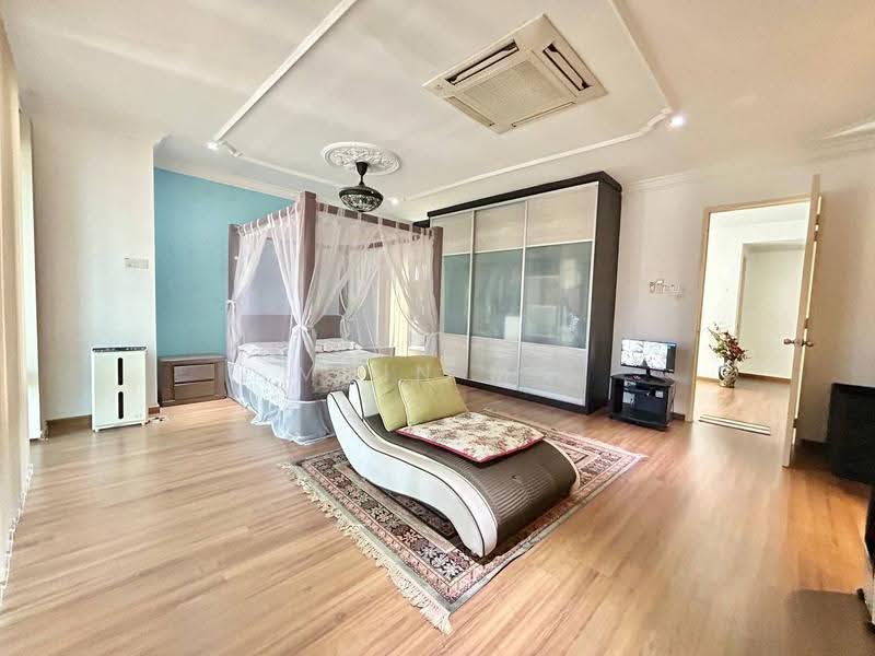 Rumah Berkembar untuk Dijual di Seksyen 7 (Shah Alam) - Muin Mn - Bedroom - PropertyGuru.com.my