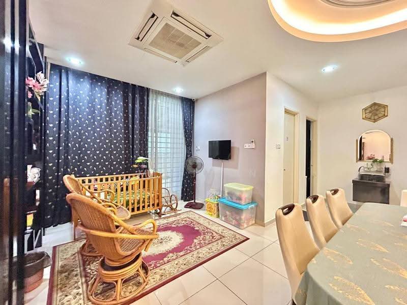 Rumah Berkembar untuk Dijual di Seksyen 7 (Shah Alam) - Muin Mn - Living Room - PropertyGuru.com.my