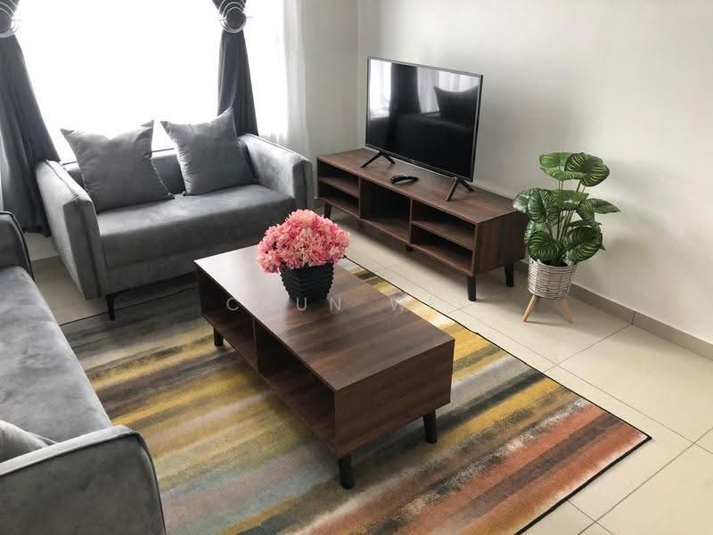 Kediaman Servis untuk Disewa di B11 Parkland Residence - Chun Wei - Living Room - PropertyGuru.com.my