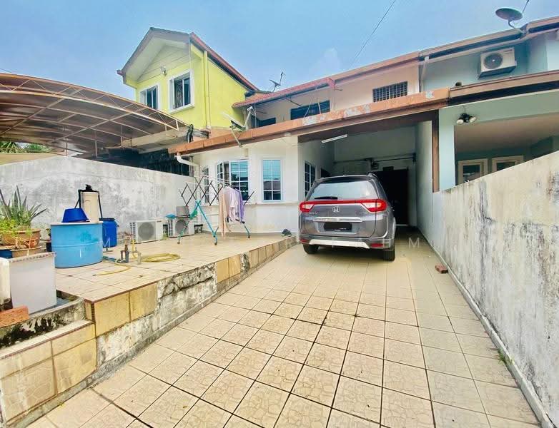 2-storey Terraced House for Sale in Shah Alam (Selangor) - Mohd Nor Fahmi - Exterior - PropertyGuru.com.my