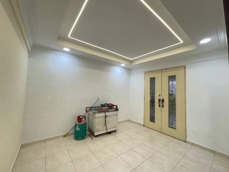 1-storey Terraced House for Sale in Bandar Baru Uda (Johor Bahru) - Stephanie Gan - Entrance - PropertyGuru.com.my