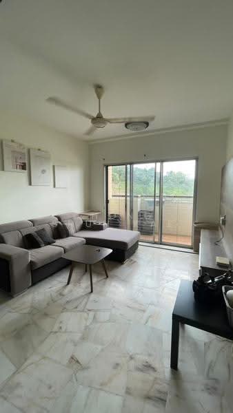 Apartment for Rent at Pangsapuri Saraka - Chong Shun Kae - Living Room - PropertyGuru.com.my