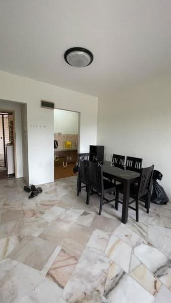 Apartment for Rent at Pangsapuri Saraka - Chong Shun Kae - Dining Room - PropertyGuru.com.my
