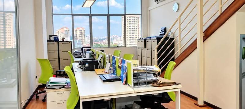 Pejabat untuk Disewa di Taman Bukit Jambul (Bukit Jambul) - Sherlene Choo - Study - PropertyGuru.com.my