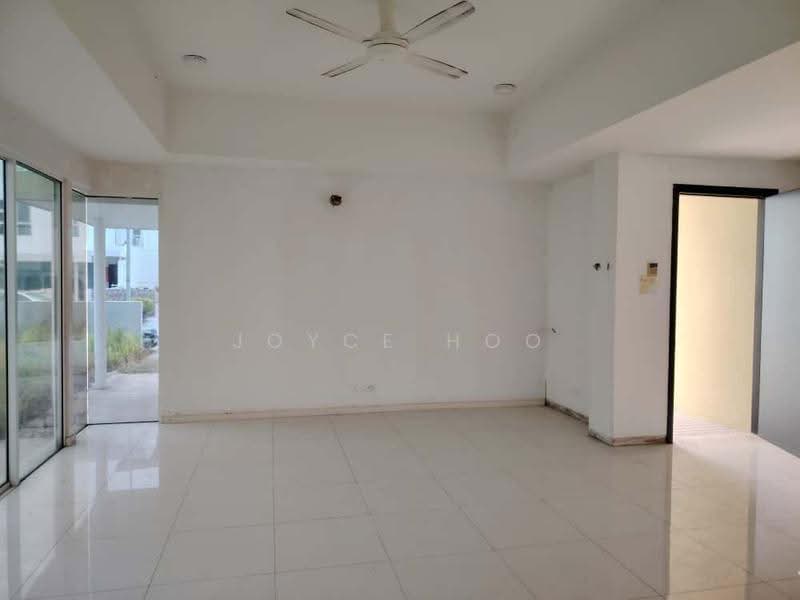 Bungalow House for Sale in Saujana Puchong (Puchong) - Joyce Hoo - Living Room - PropertyGuru.com.my