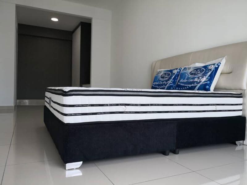 Kondominium untuk Dijual di Tropicana Bay Residences - A Ee Ee - Bedroom - PropertyGuru.com.my