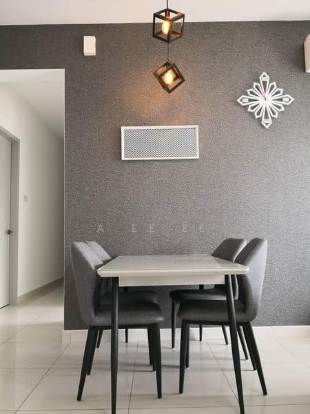 Kondominium untuk Dijual di Tropicana Bay Residences - A Ee Ee - Dining Room - PropertyGuru.com.my