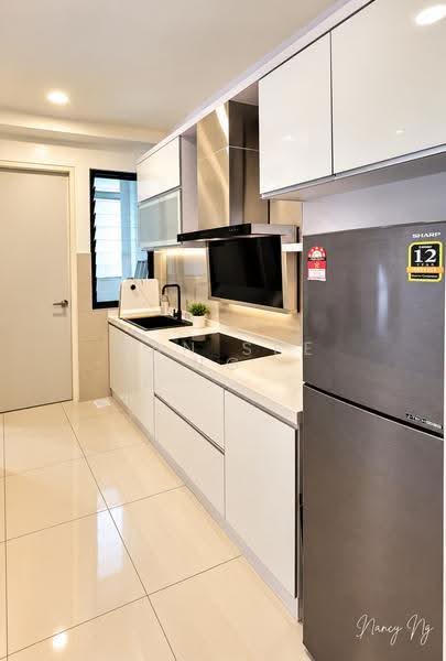Service Residence for Sale at Woodsbury Suites - Nan See Ng - Kitchen - PropertyGuru.com.my