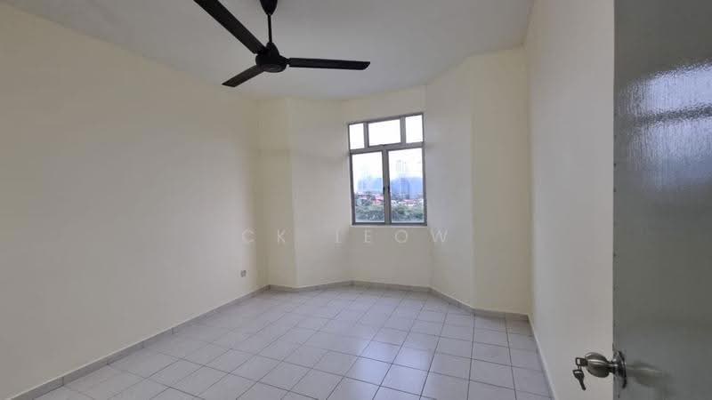 Apartment for Rent at Pangsapuri Larkin Idaman Plot C - Ck Leow - Interior - PropertyGuru.com.my