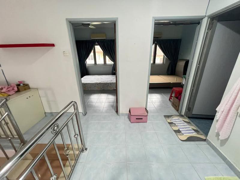 2-storey Terraced House for Sale in Taman Bukit Idaman (Selayang) - Dave Tan - Bedroom - PropertyGuru.com.my