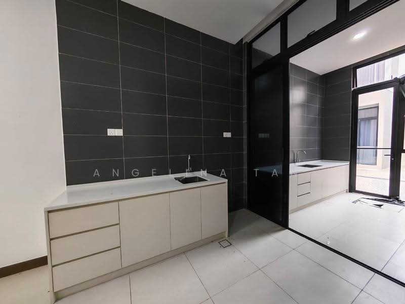 Rumah Teres 2-Tingkat untuk Disewa di Puteri Harbour (Iskandar Puteri (Nusajaya)) - Angelina Tan - Kitchen - PropertyGuru.com.my