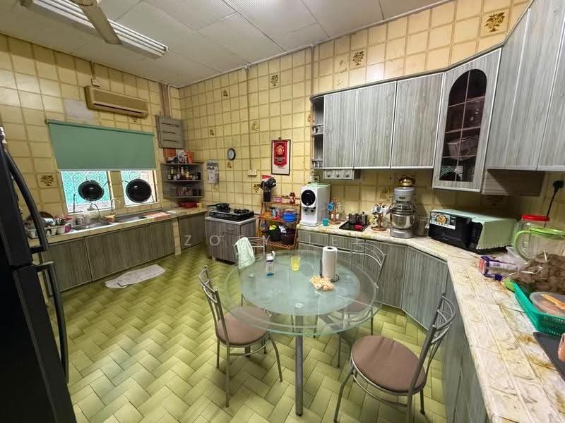 Rumah Banglo untuk Dijual di Taman Melodies (Johor Bahru) - Zoey Lee - Kitchen - PropertyGuru.com.my