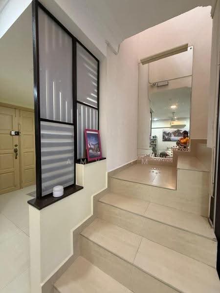 Rumah Teres 2-Tingkat untuk Dijual di BANDAR PUCHONG JAYA (Puchong) - Amy Lim - Entrance - PropertyGuru.com.my