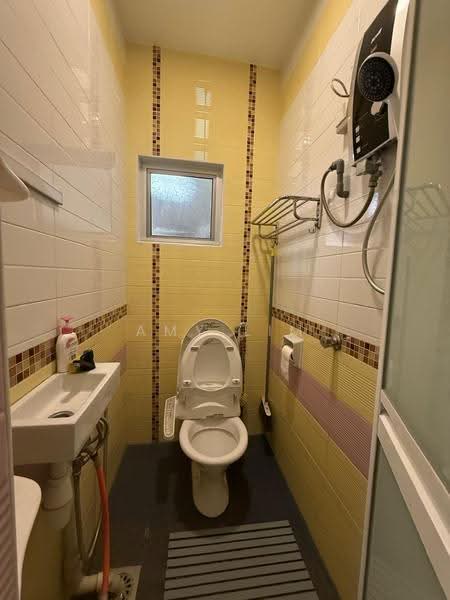 Rumah Teres 2-Tingkat untuk Dijual di BANDAR PUCHONG JAYA (Puchong) - Amy Lim - Bathroom - PropertyGuru.com.my