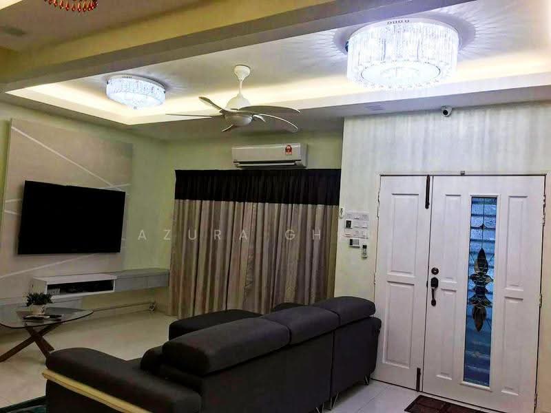 2-storey Terraced House for Sale in Simpang Ampat (Penang) - Azura Ghani - Living Room - PropertyGuru.com.my