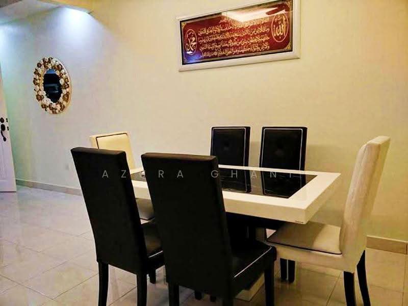 2-storey Terraced House for Sale in Simpang Ampat (Penang) - Azura Ghani - Dining Room - PropertyGuru.com.my