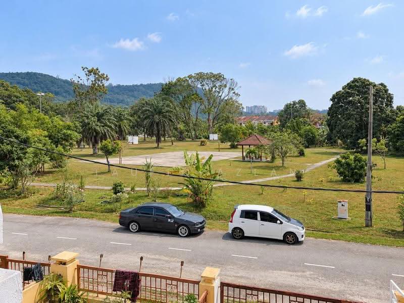 Rumah Teres 2-Tingkat untuk Dijual di Taman Desa Melati (Nilai) - Taufiq Azlan - Exterior - PropertyGuru.com.my
