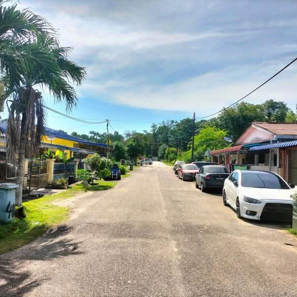 Terraced House for Sale in Kampung Balok Baru (Sungai Karang) - Idham Che'Ali - Exterior - PropertyGuru.com.my
