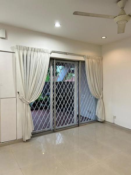 2-storey Terraced House for Rent in Ampang Jaya (Ampang) - Adam Foo - Living Room - PropertyGuru.com.my