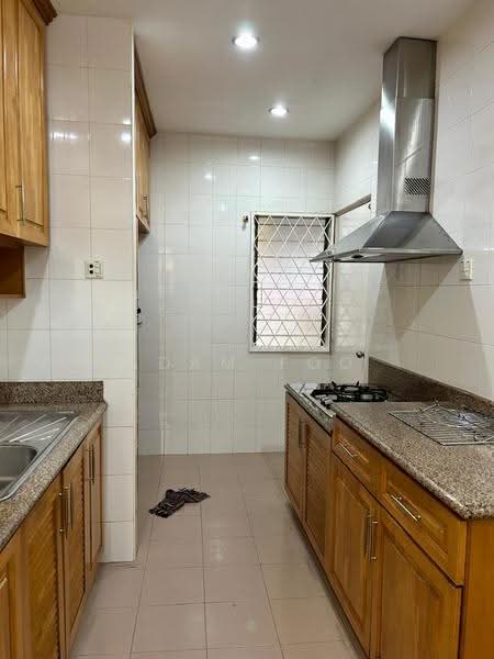 2-storey Terraced House for Rent in Ampang Jaya (Ampang) - Adam Foo - Kitchen - PropertyGuru.com.my