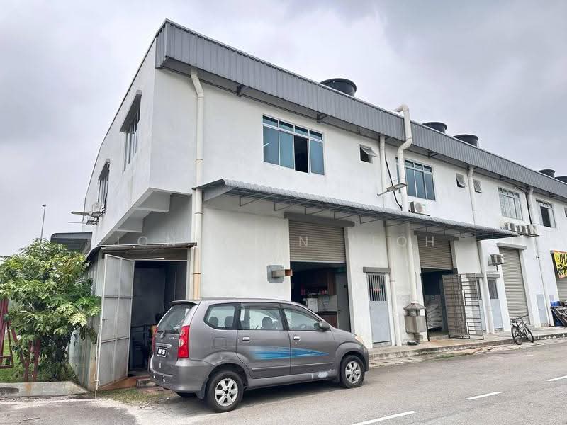 Kilang untuk Disewa di Taman Perindustrian Puchong (Puchong) - Jonathan Yeoh - Exterior - PropertyGuru.com.my