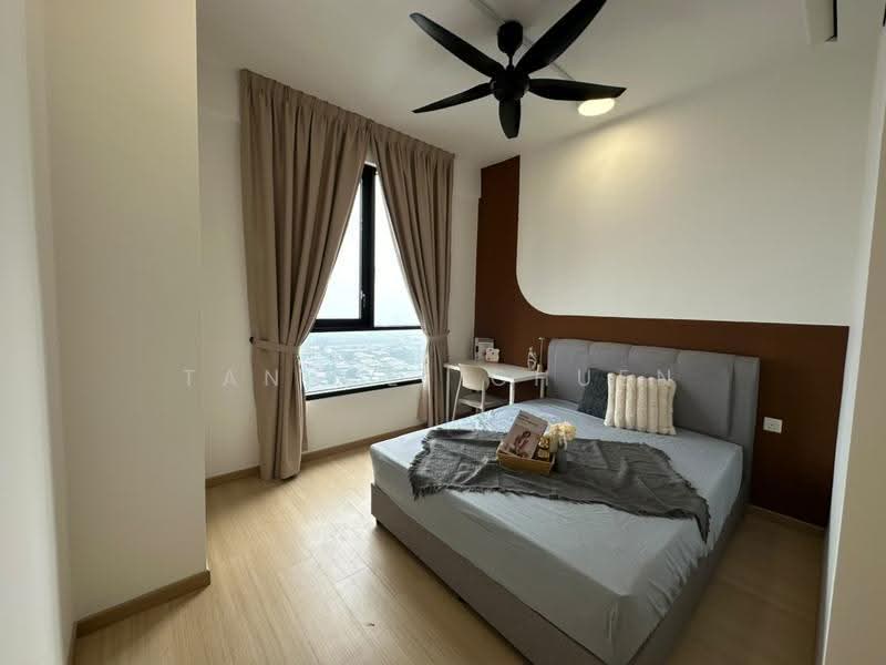 Kediaman Servis untuk Disewa di BeCentral @ i-City - Tan Wei Chuen - Bedroom - PropertyGuru.com.my