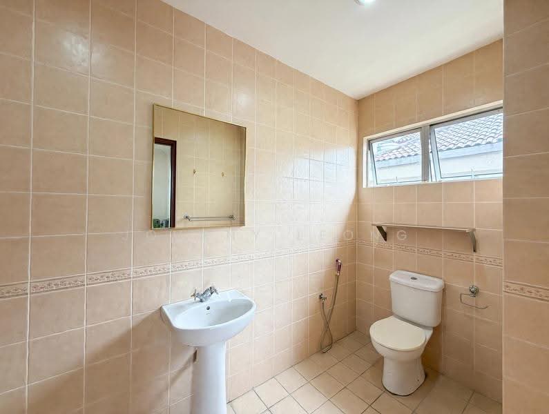 Bungalow House for Sale in Kajang (Selangor) - Johnny Leong - Bathroom - PropertyGuru.com.my