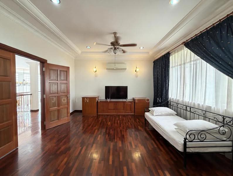 Bungalow House for Sale in Kajang (Selangor) - Johnny Leong - Living Room - PropertyGuru.com.my