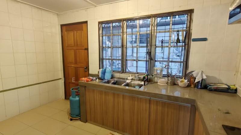 Terraced House for Sale in Usj 4 (Subang Jaya) - Jennifer Ng - Kitchen - PropertyGuru.com.my