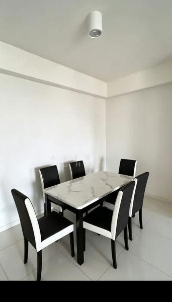 Service Residence for Sale at Emerald 9 - Alfred Chin - Dining Room - PropertyGuru.com.my
