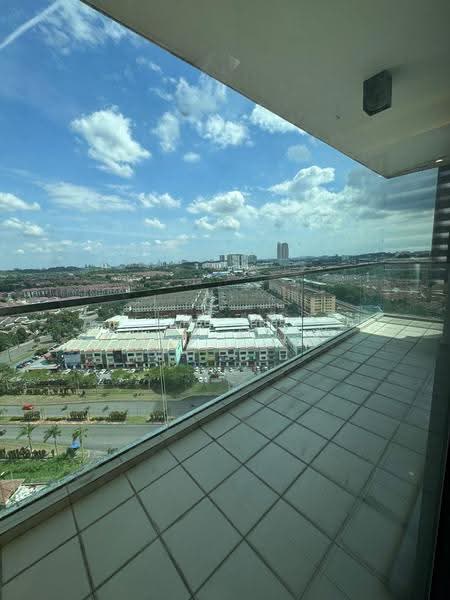 Kediaman Servis untuk Disewa di Zeva @ Equine South - Kays Chin - Balcony - PropertyGuru.com.my