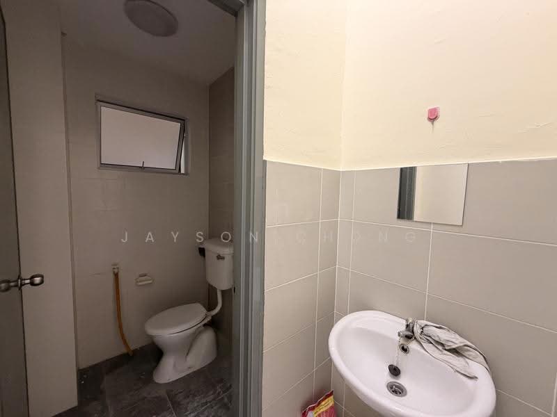 Residential Land for Sale in Suria Residence (Cheras) - Jayson chong - Bathroom - PropertyGuru.com.my