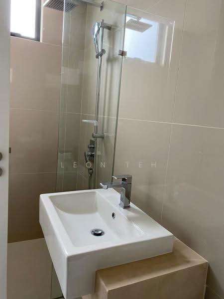 Service Residence for Sale at United Point (Residensi Berpadu) - Leon Teh - PropertyGuru.com.my
