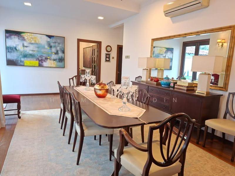 Bungalow House for Sale in Kayangan Heights (Shah Alam) - HELMY IZZUDIN - Dining Room - PropertyGuru.com.my