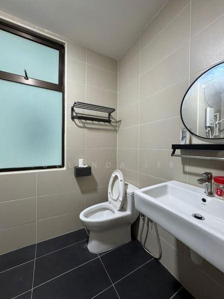 Kediaman Servis untuk Disewa di Wave @ Marina Cove - Belinda Lee - Bathroom - PropertyGuru.com.my