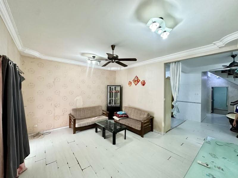 2-storey Terraced House for Sale in Bukit Indah (Iskandar Puteri (Nusajaya)) - Jeff Ang - Living Room - PropertyGuru.com.my