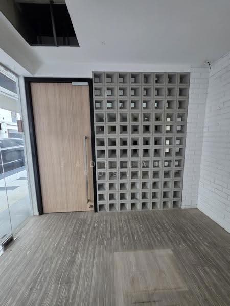 Kedai untuk Disewa di Taman Sri Hartamas (Sri Hartamas) - Fadzilah Rosli - Entrance - PropertyGuru.com.my